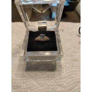 ABSOLUTELY GORGEOUS STERLING SILVER MYSTIC TOPAZ RING SIZE 6 3/4. STATEMENT